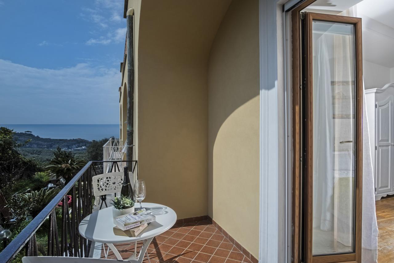 Faraglioni Di Sorrento Guesthouse Dış mekan fotoğraf